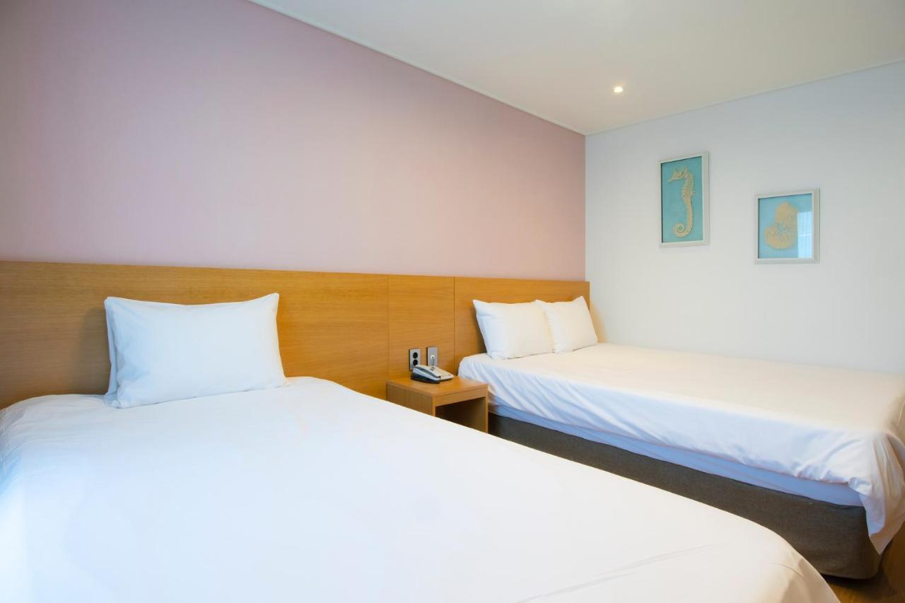 Sims Hotel 제주 외부 사진