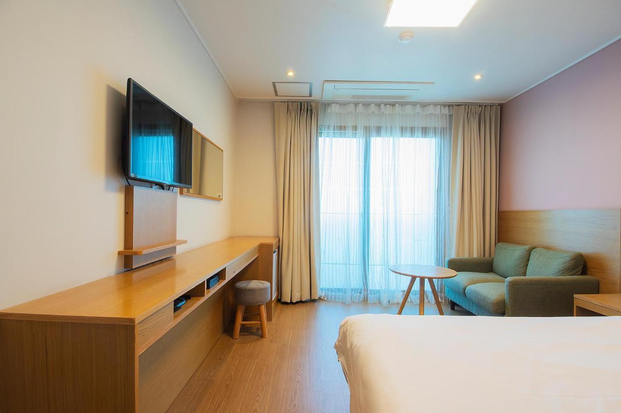 Sims Hotel 제주 외부 사진