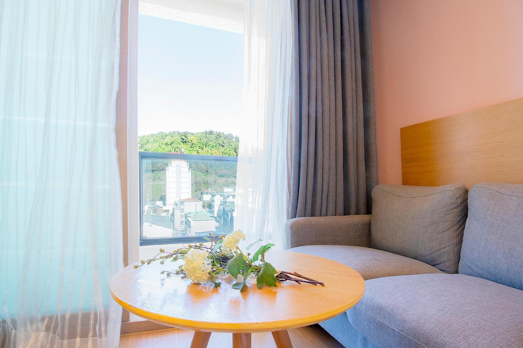 Sims Hotel 제주 외부 사진
