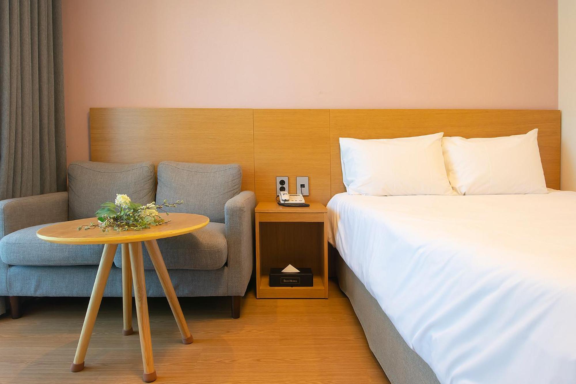 Sims Hotel 제주 외부 사진